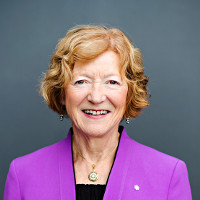 Photo of Carolyn Hansson